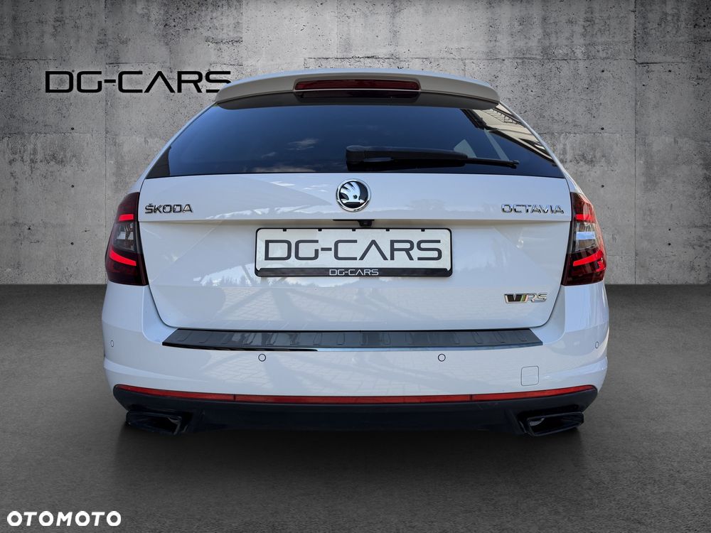 Skoda Octavia 2.0 TSI RS Challenge 245 DSG - 35