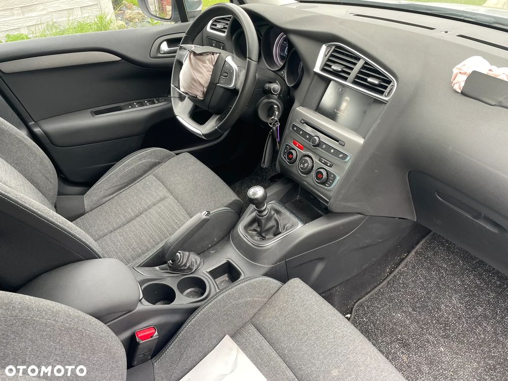 Citroën C4 BlueHDi 120 Stop&Start Business Class - 9