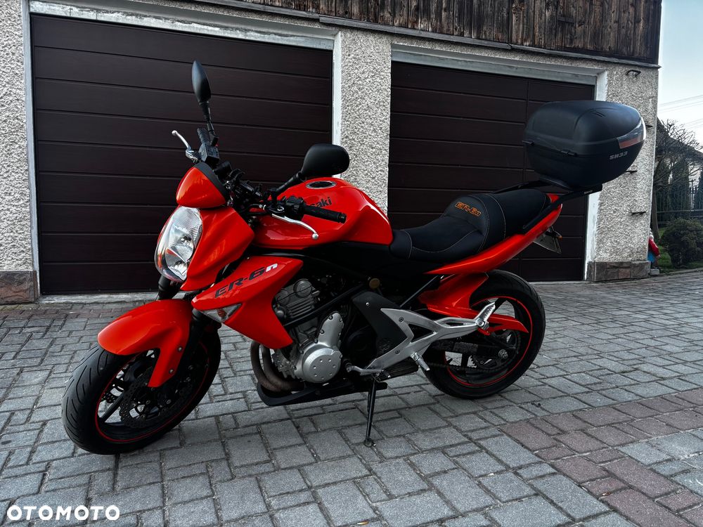 Kawasaki ER - 2