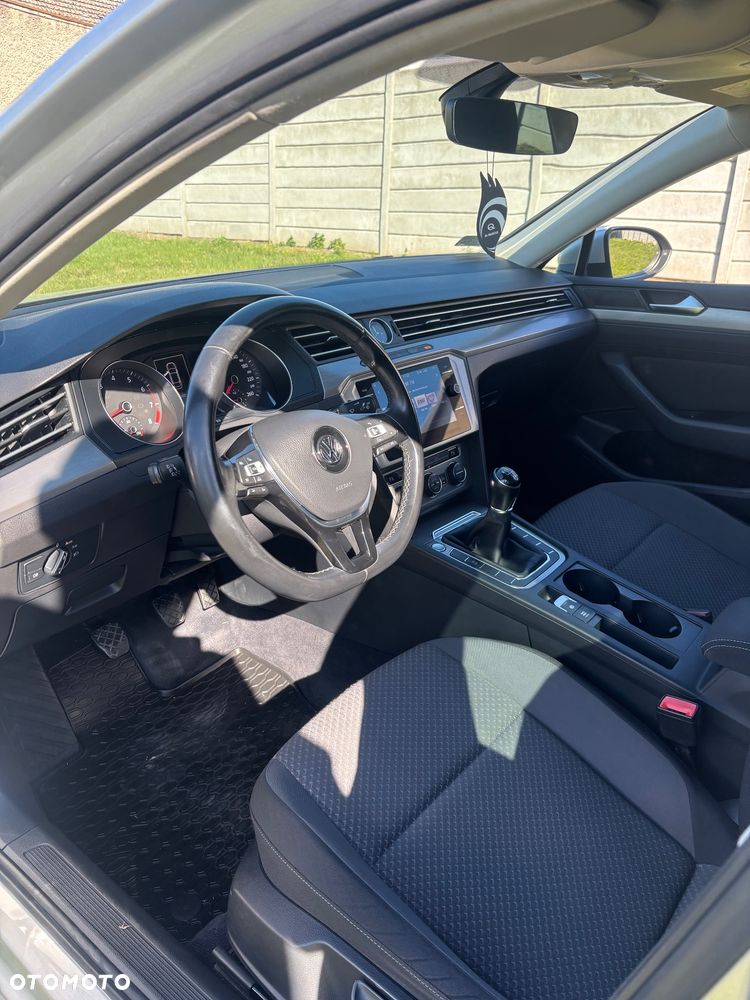 Volkswagen Passat 1.4 TSI BMT Comfortline - 31