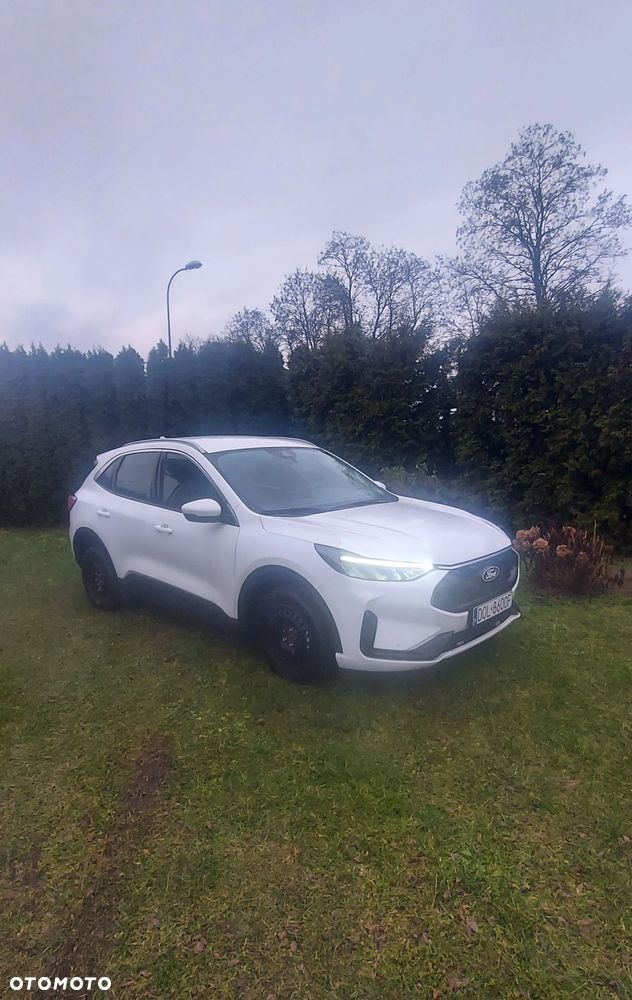 Ford Kuga 2.5 Duratec FHEV TITANIUM - 3