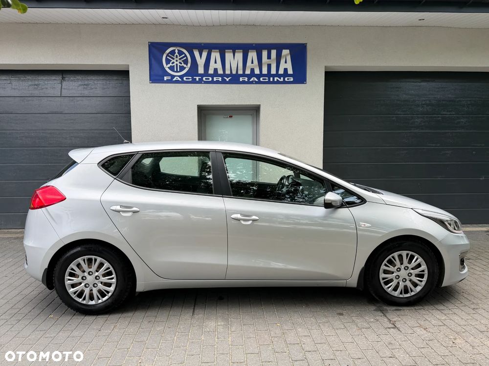 Kia Ceed 1.6 CRDi M - 3