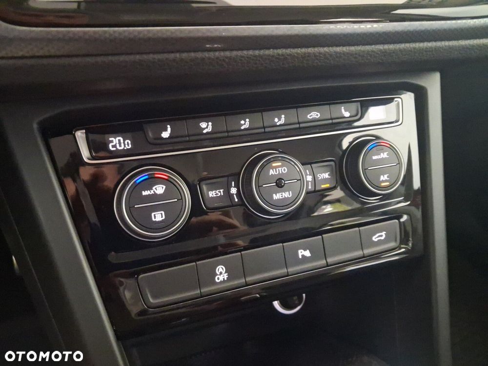 Volkswagen Touran 2.0 TDI BMT Comfortline DSG - 25
