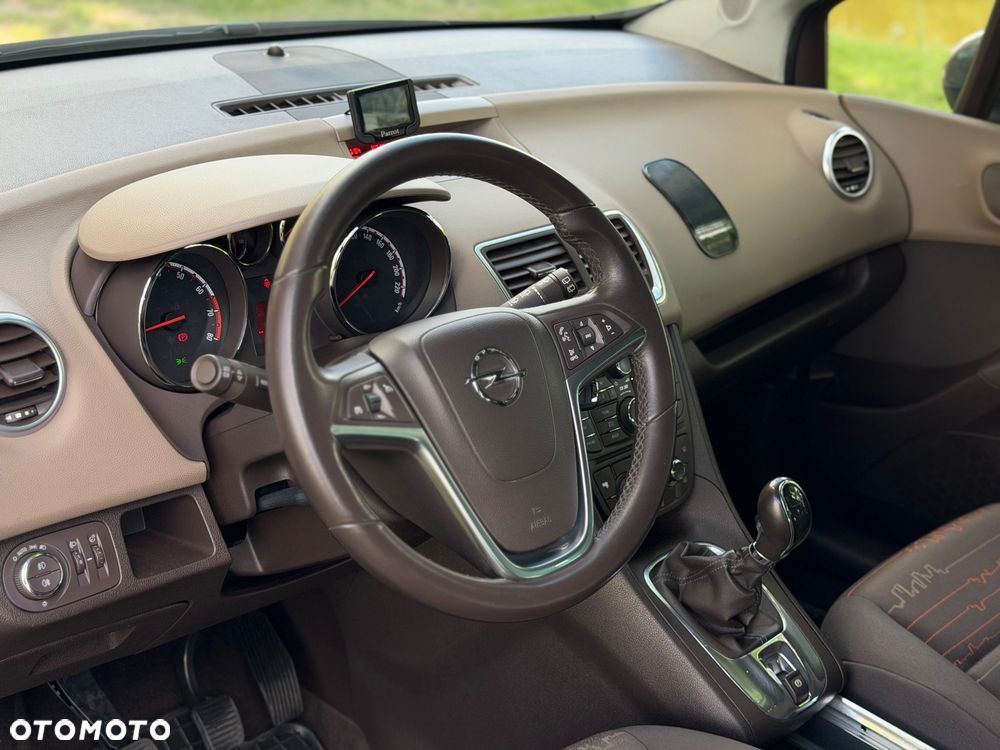 Opel Meriva 1.4 T Cosmo - 17