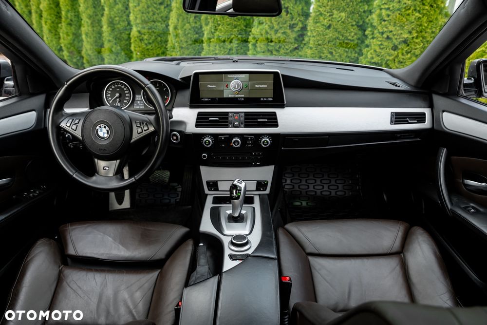 BMW Seria 5 530d xDrive - 27