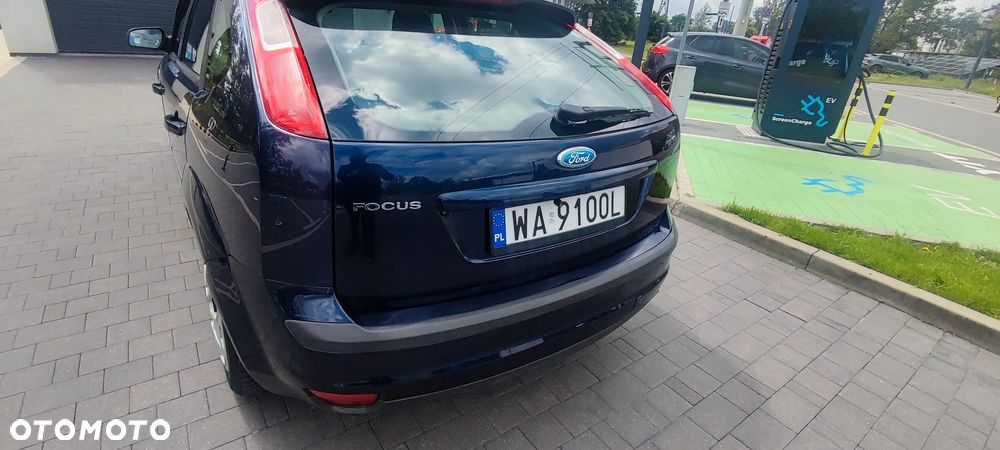 Ford Focus 1.6 Ti-VCT Sport - 8