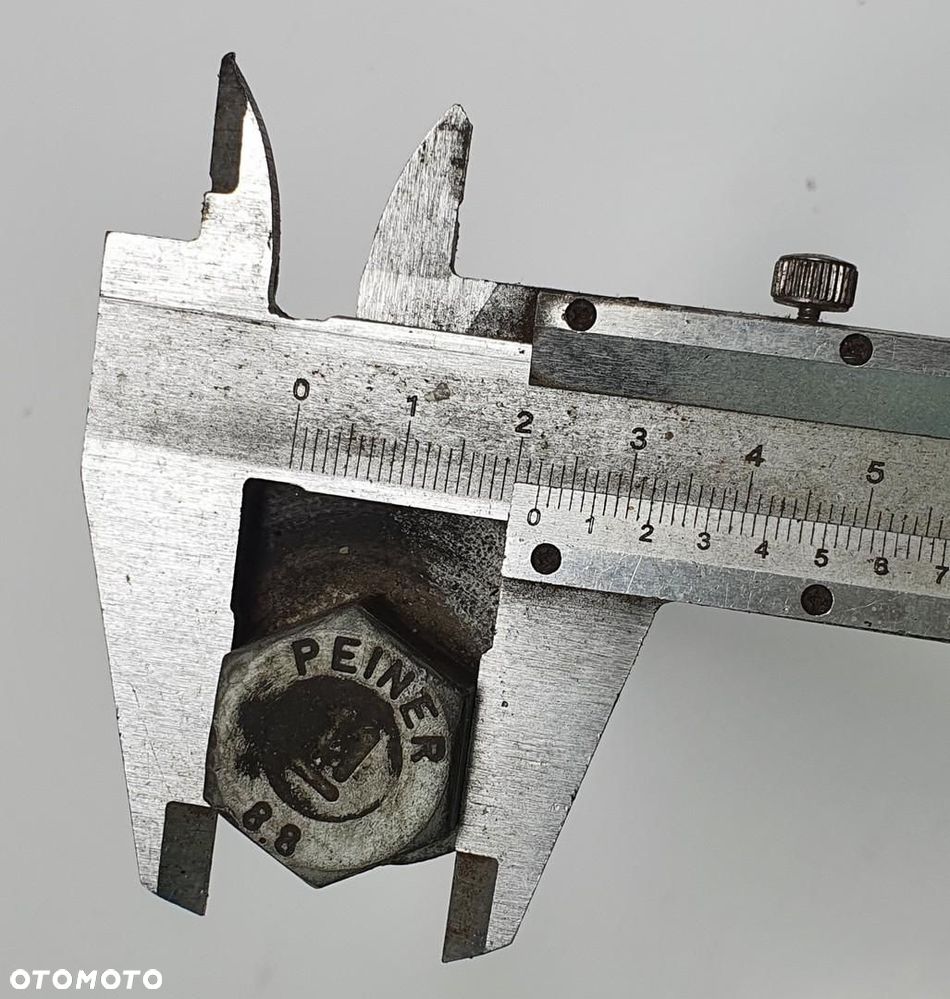 ŚRUBA MIMOŚRODOWA MERCEDES W201 190 - 4