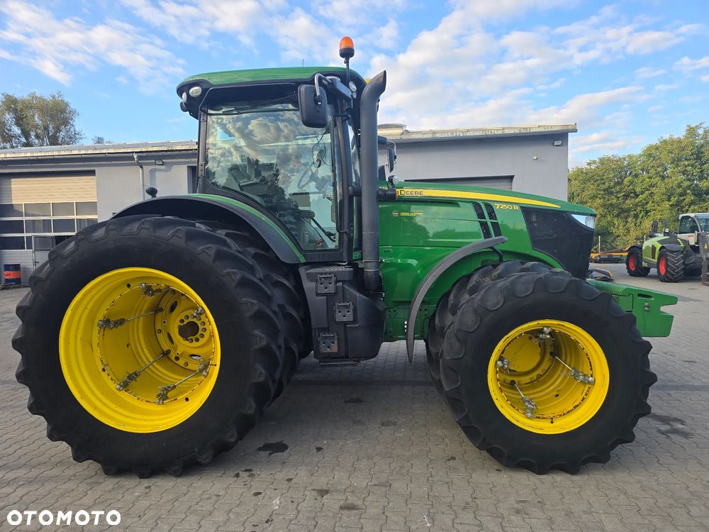 John Deere 7250R - 4