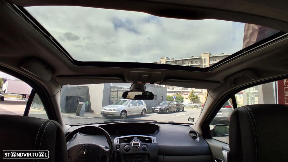 Renault Scénic 1.5 dCi Confort Privilége - 10