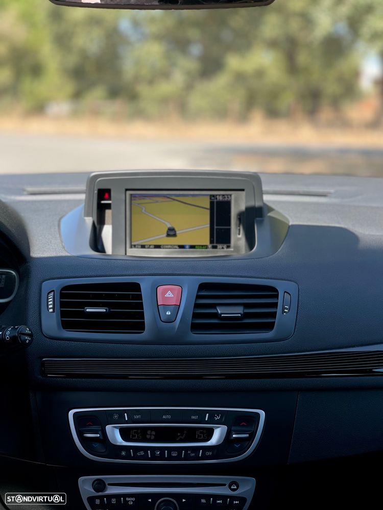 Renault Mégane 1.5 dCi Dynamique S EDC - 14