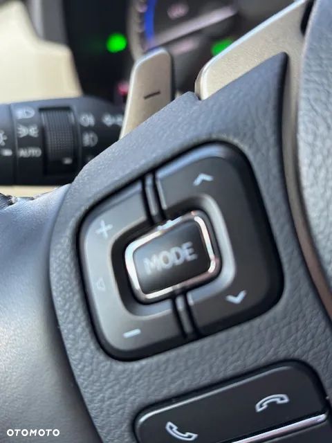 Lexus NX 300h F Impression AWD - 33