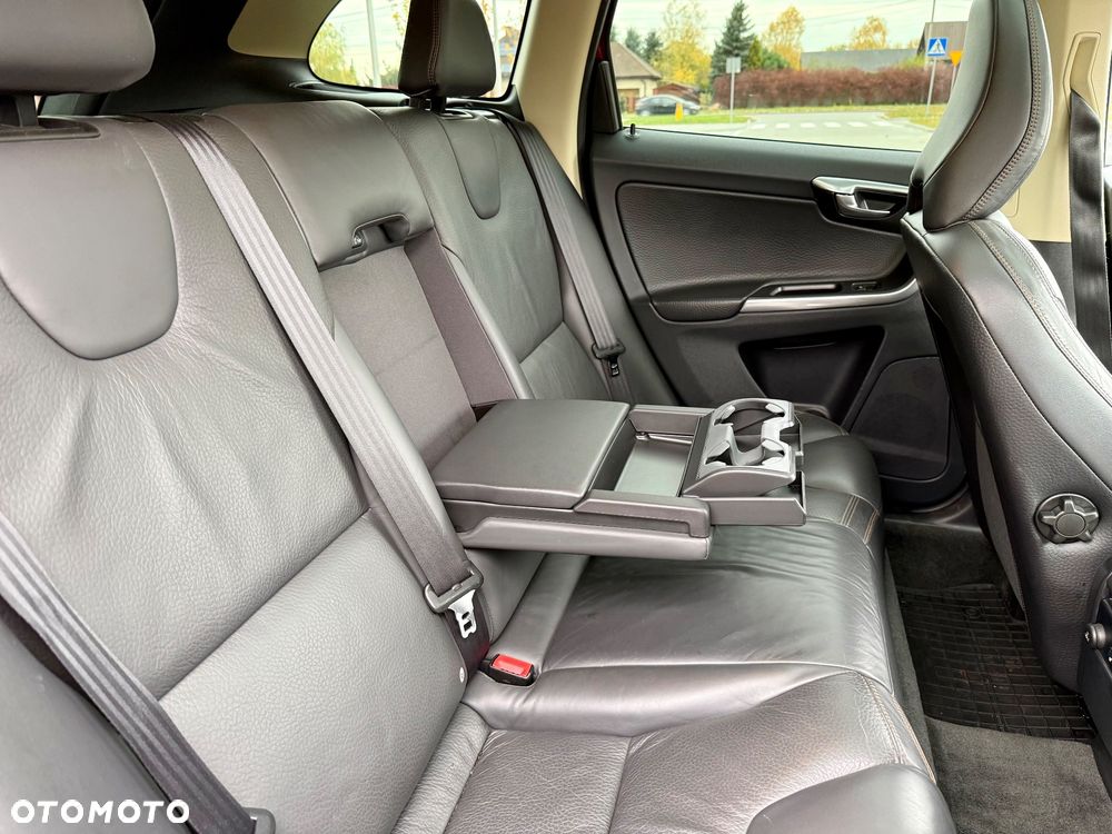 Volvo XC 60 - 28