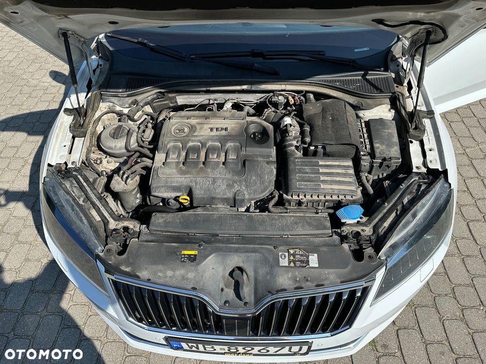 Skoda Superb 2.0 TDI 4x4 L&K DSG - 22