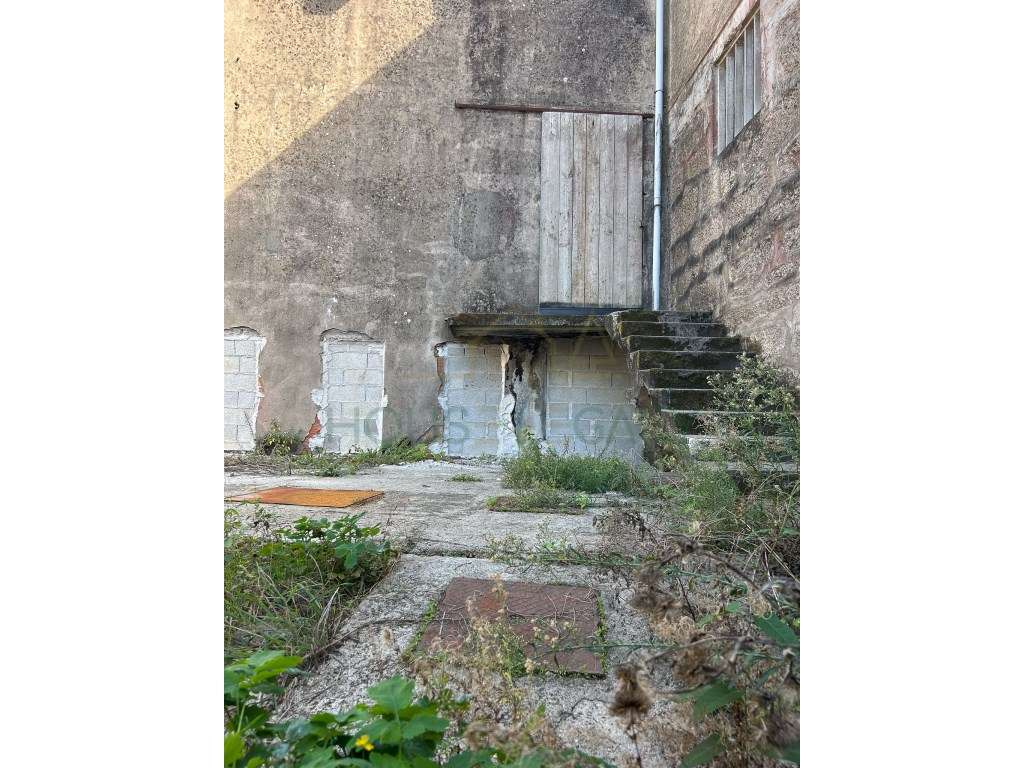 Armazém em Milheirós, Maia - Grande imagem: 2/17