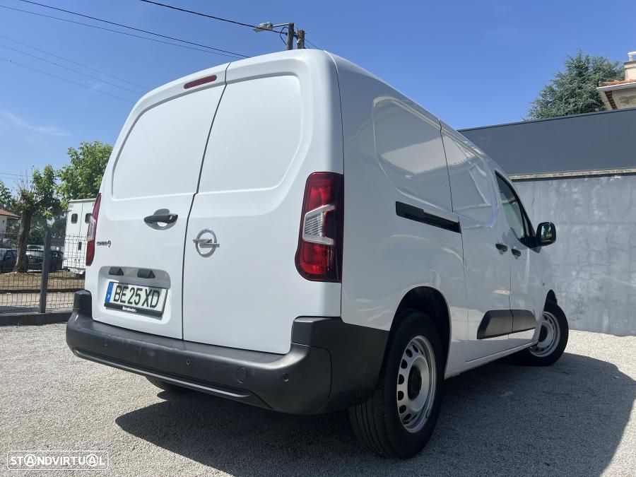 Opel Combo E CARGO 50KWH L2H1 - 12