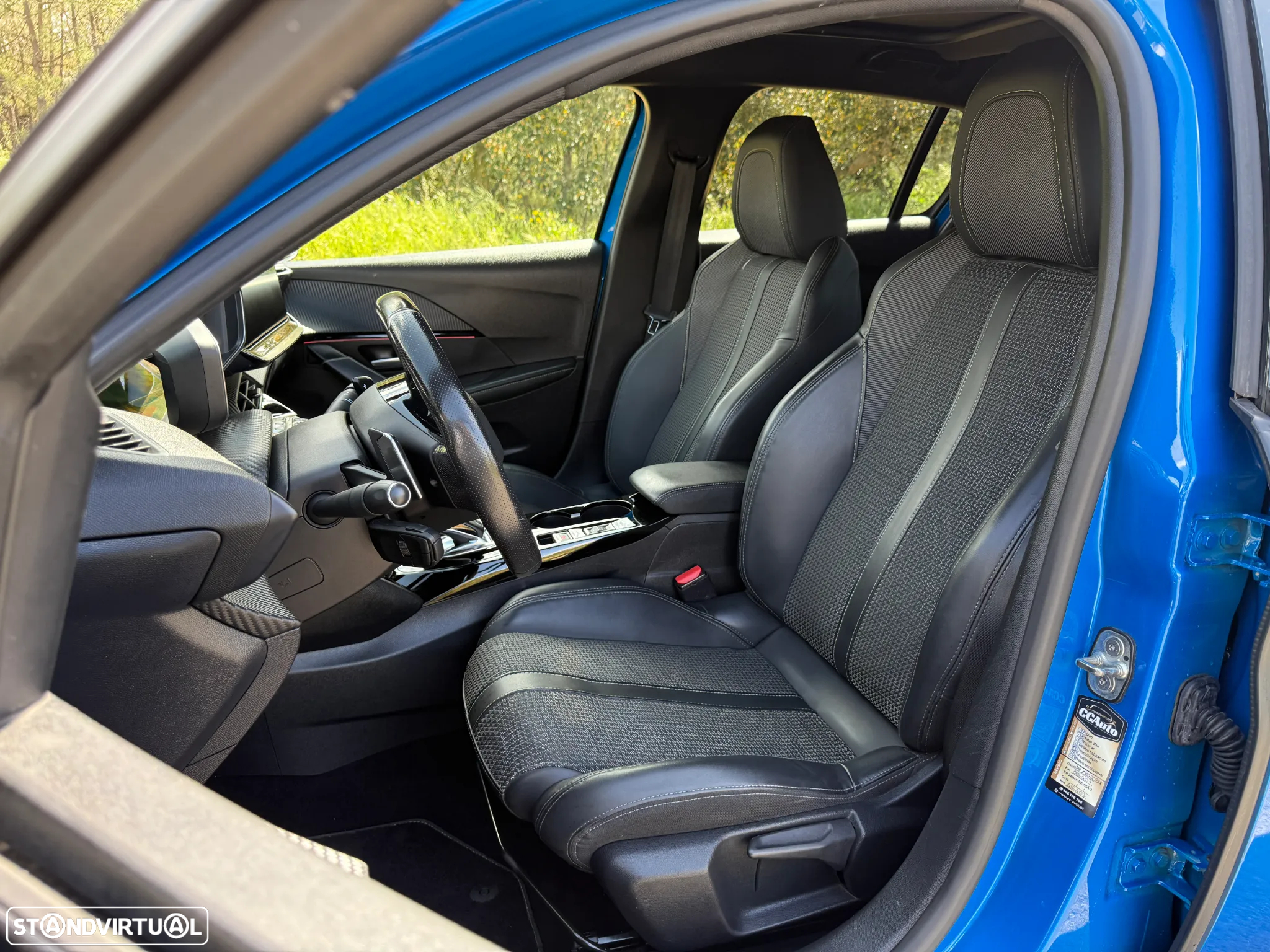Peugeot 208 1.2 PureTech GT Line EAT8 - 12