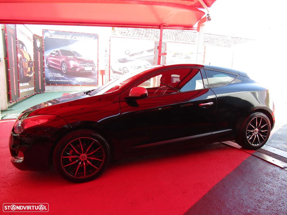 Renault Mégane Coupe Energy dCi 110 FAP Start & Stop GT Line - 37