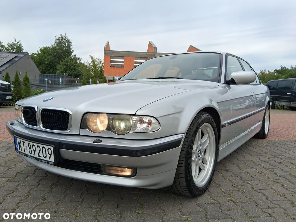 BMW Seria 7 - 4