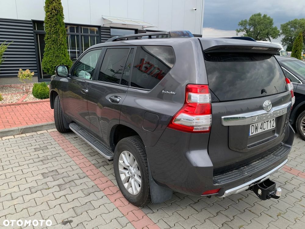 Toyota Land Cruiser LC 3.0 D-4D Invincible - 4
