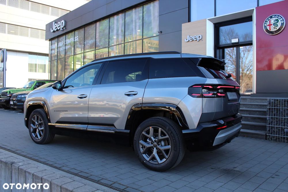 Jeep Compass 1.2 T3 mHEV First Edition FWD DCT - 9