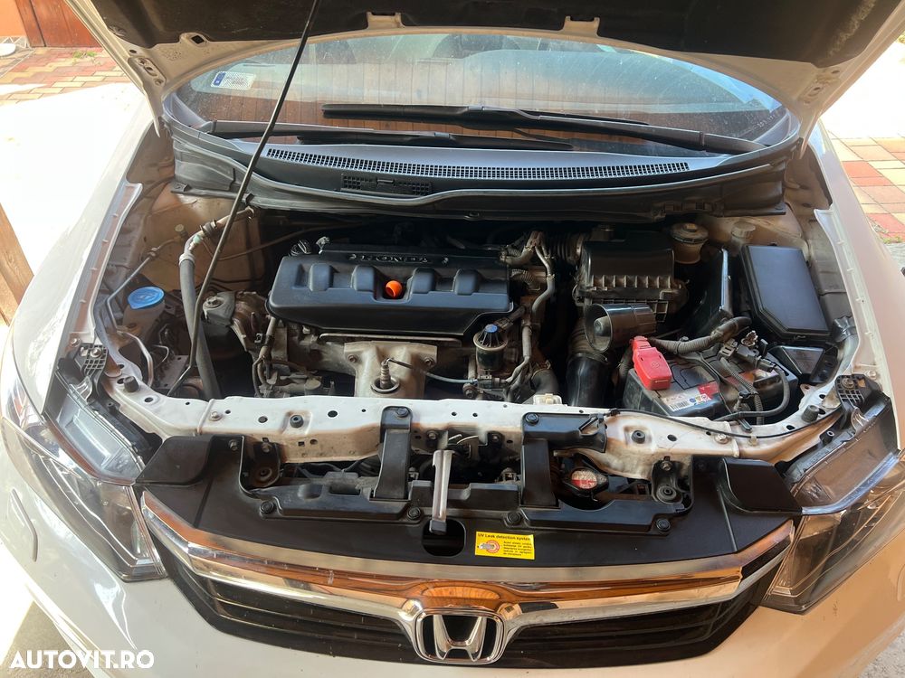 Honda Civic 1.8i Exec - 4
