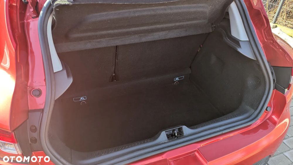 Renault Clio - 27