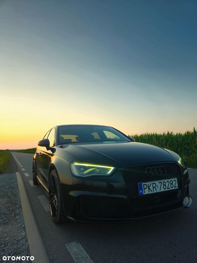 Audi RS3 Sportback Standard - 3