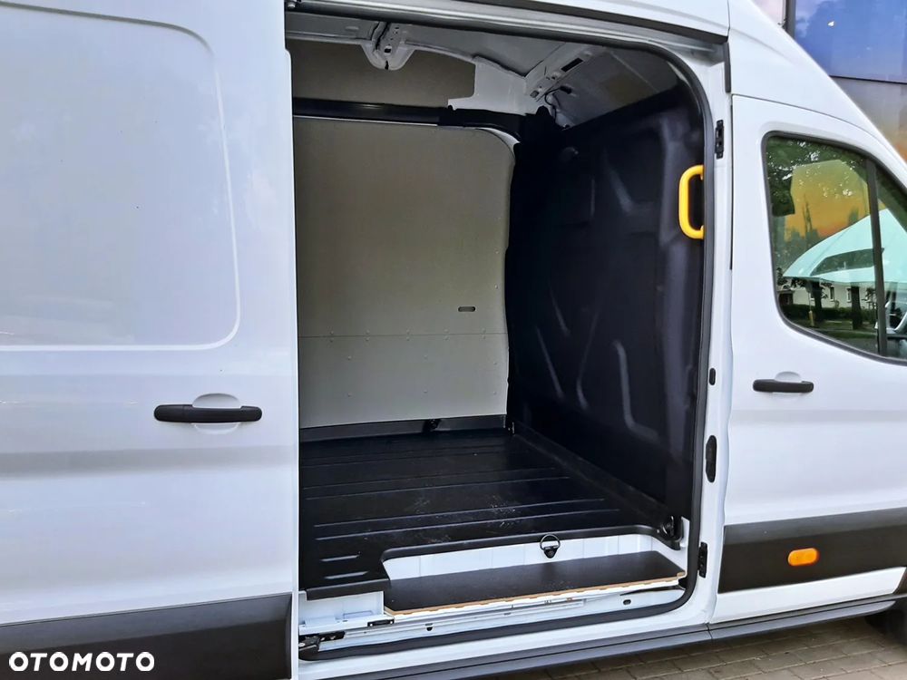 Ford Transit - 8