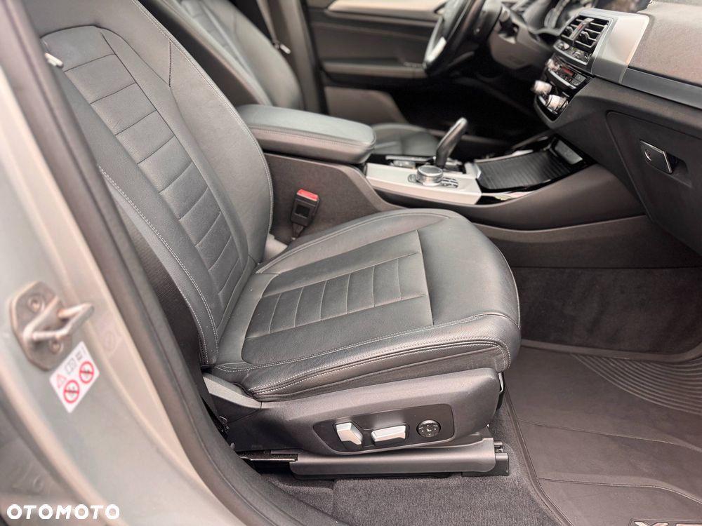 BMW X3 xDrive20i sport - 22