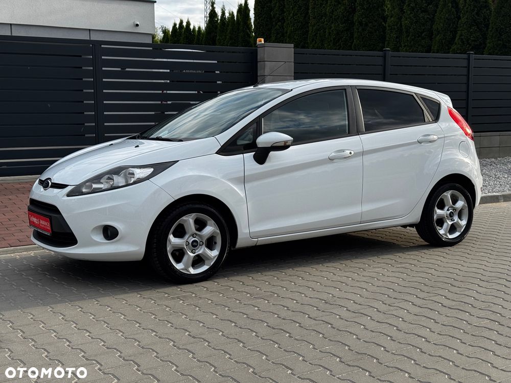 Ford Fiesta - 10