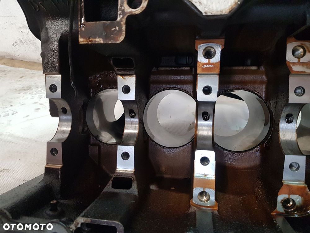 blok silnika mazda cx-7 6 gh ford 2.5b l5-vd 08- - 10