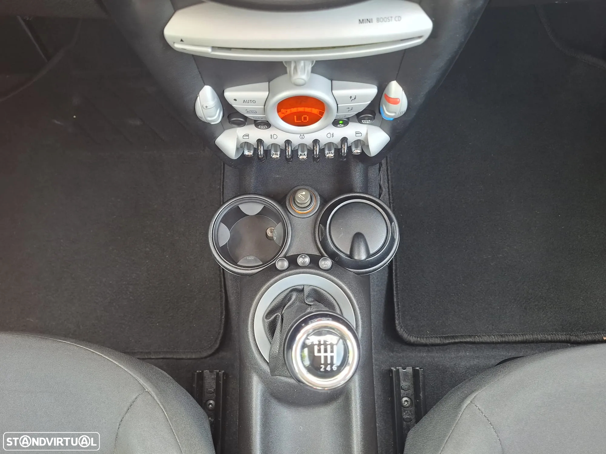 MINI 3 Portas Cooper D - 13