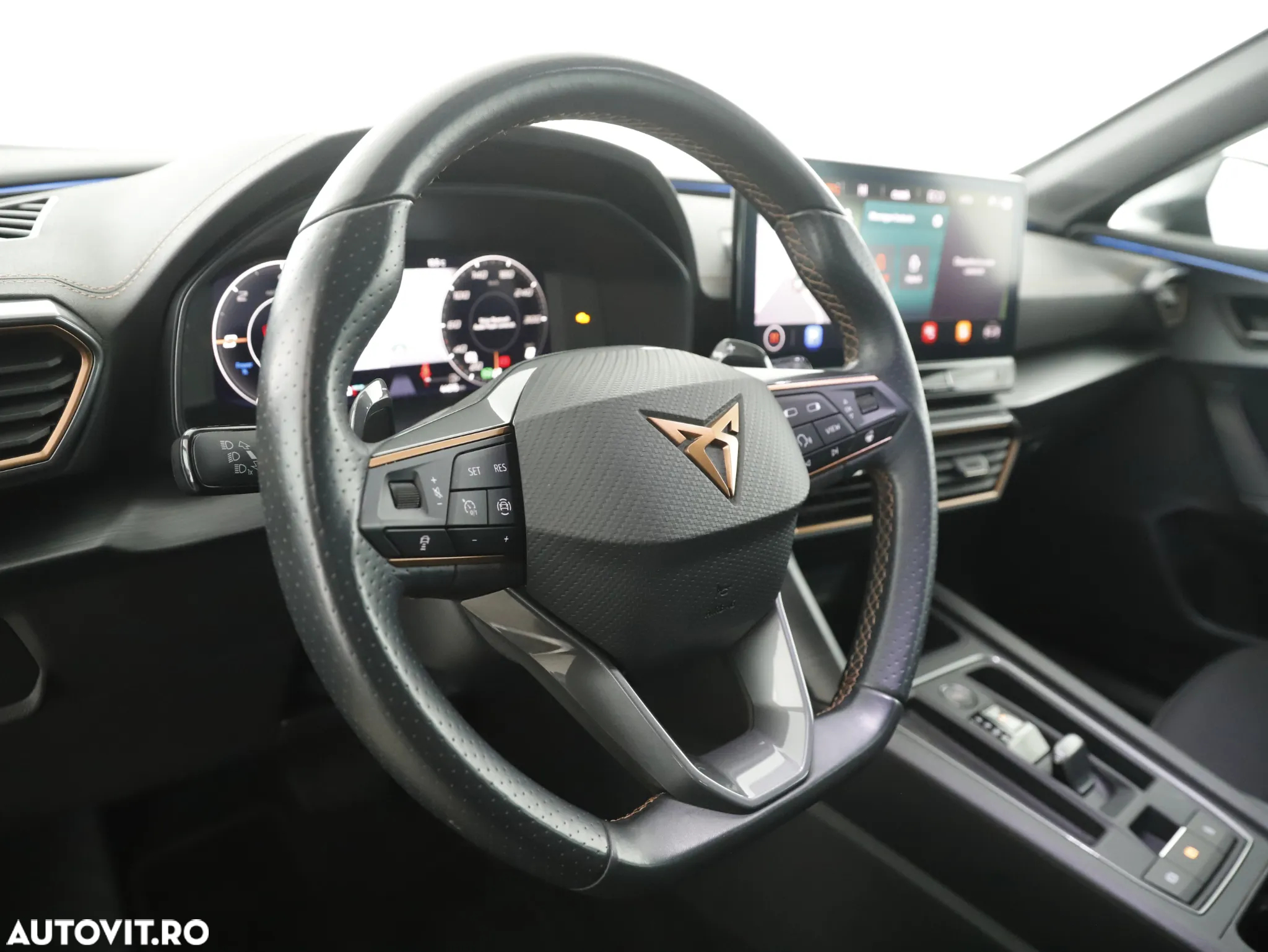 Cupra Formentor 1.4 e-HYBRID PHEV - 12