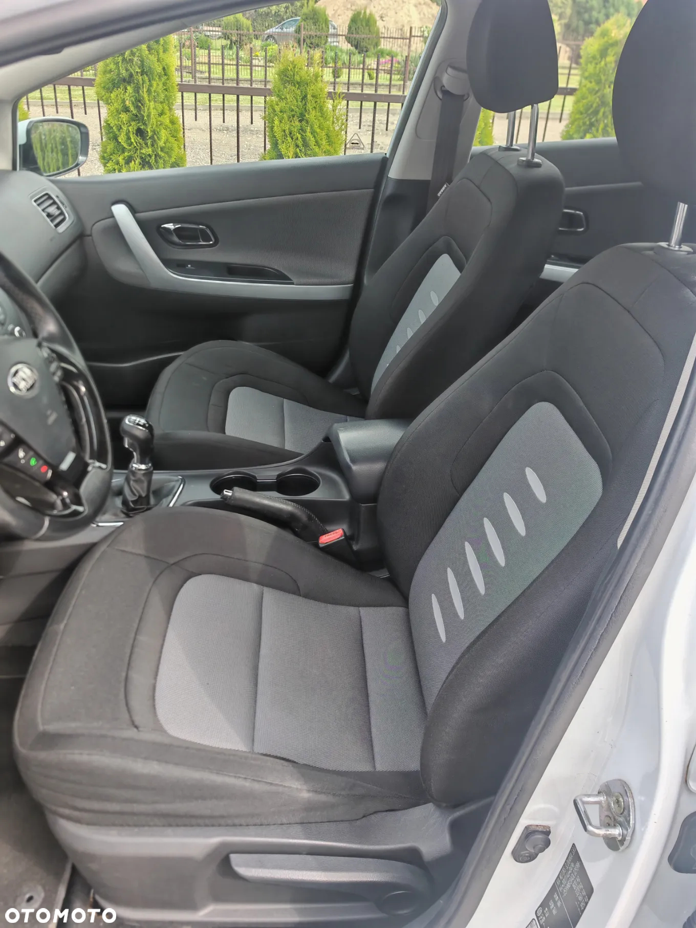 Kia Ceed 1.6 GDI SW Dream-Team Edition - 8
