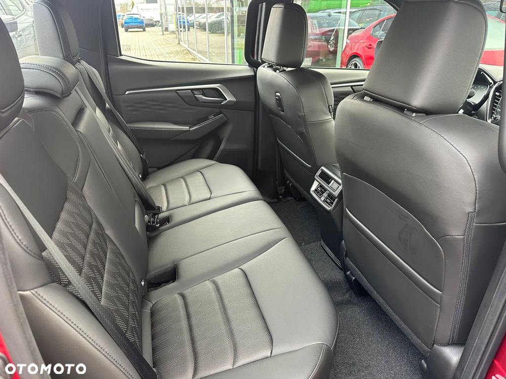 Isuzu D-Max 1.9 DC LSE - 24