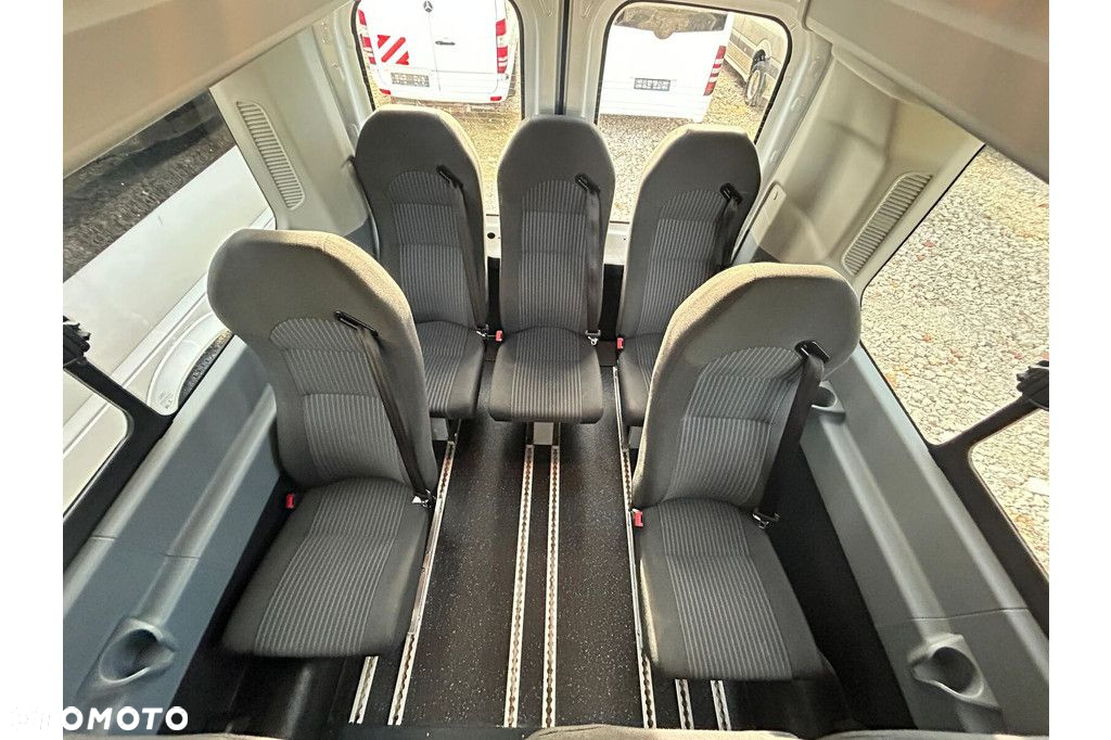 Ford Transit - 21