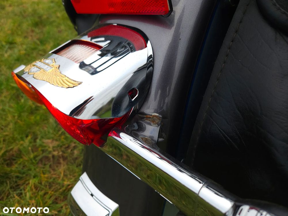 Harley-Davidson Softail Heritage Classic - 17