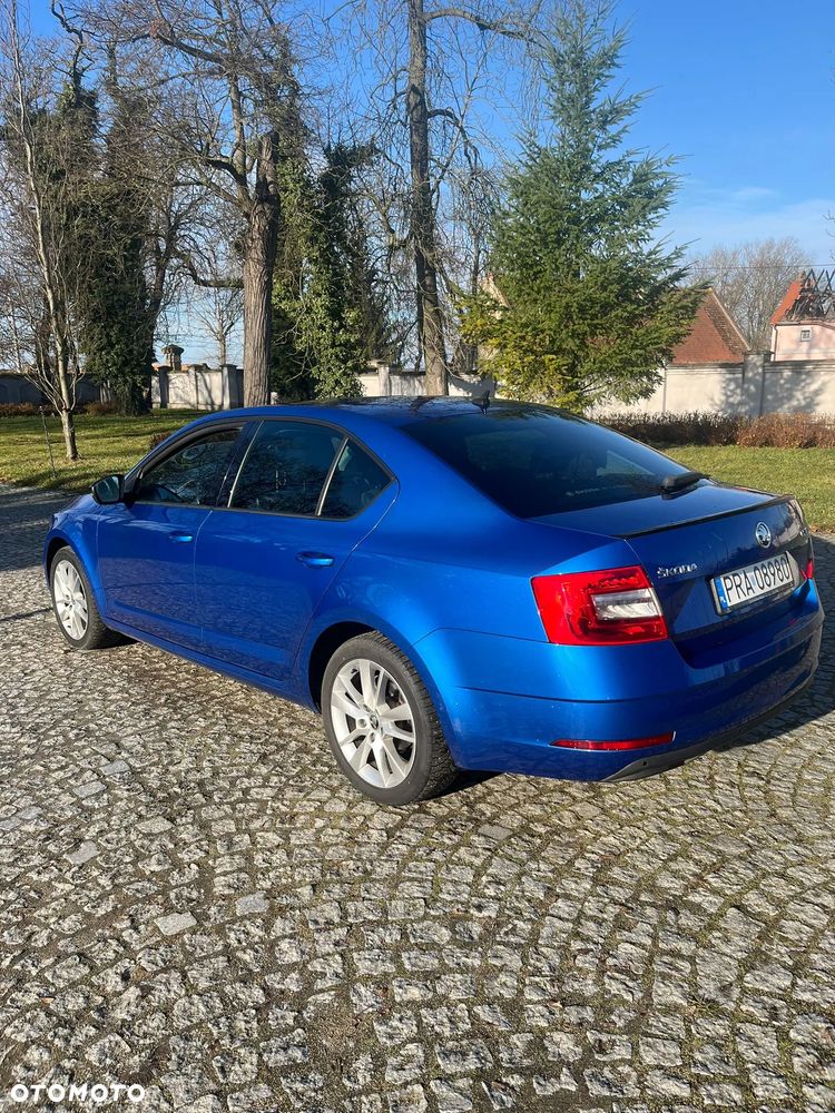 Skoda Octavia 1.5 TSI ACT Active - 4