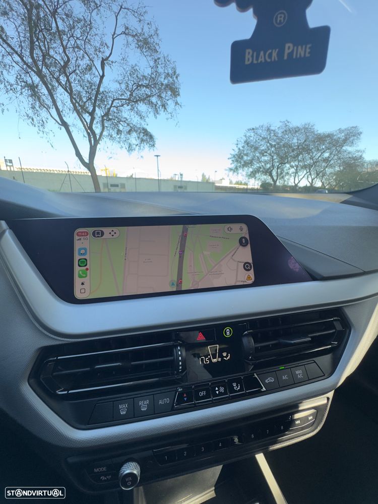 BMW 116 d Aut. Sport Line - 32