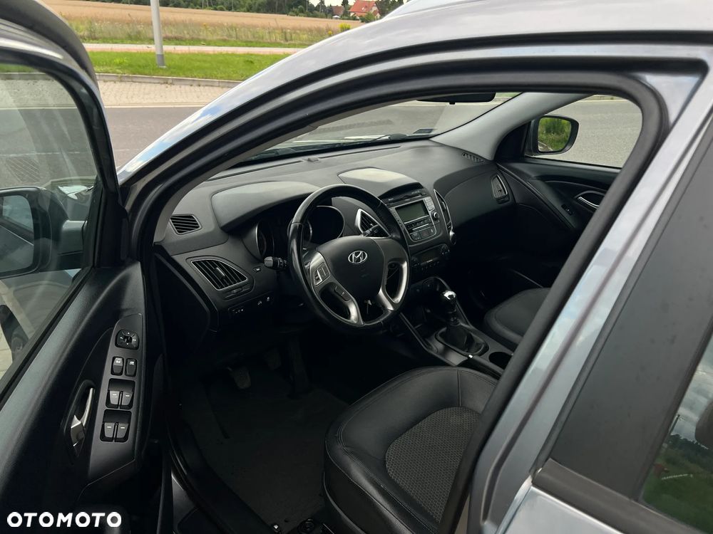 Hyundai ix35 2.0 CRDi Premium 2WD - 8