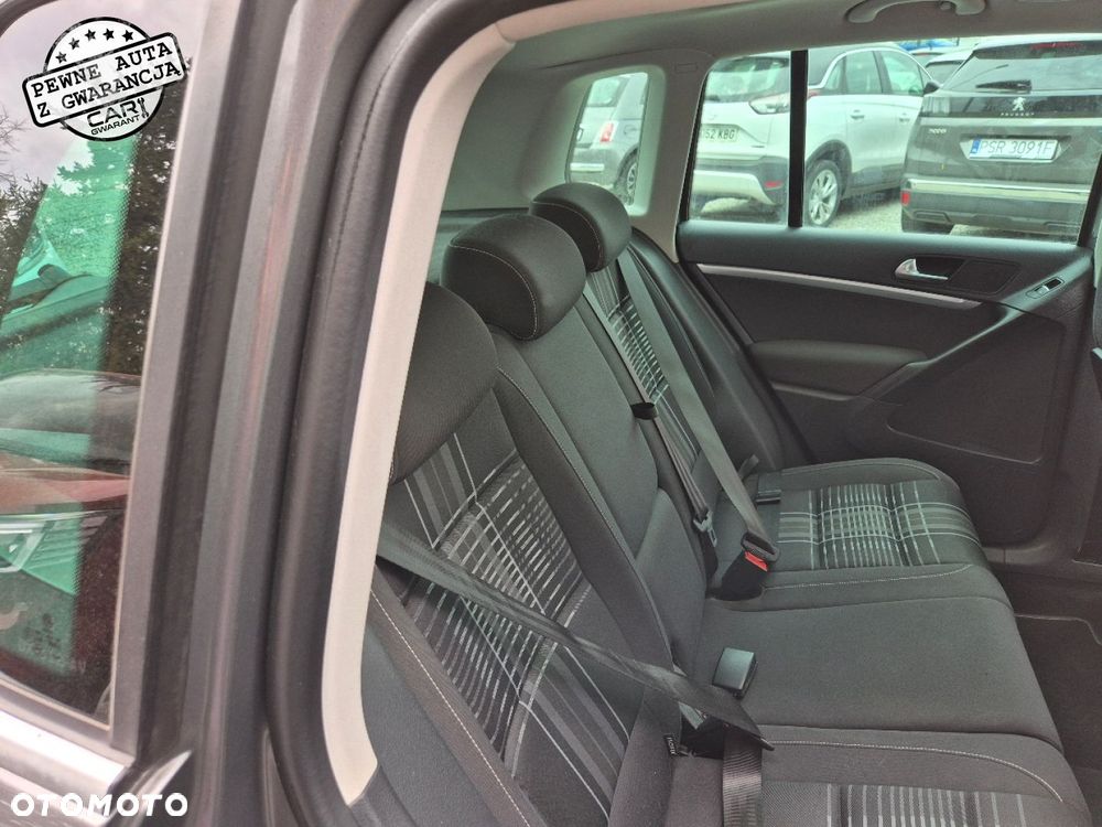 Volkswagen Tiguan - 24