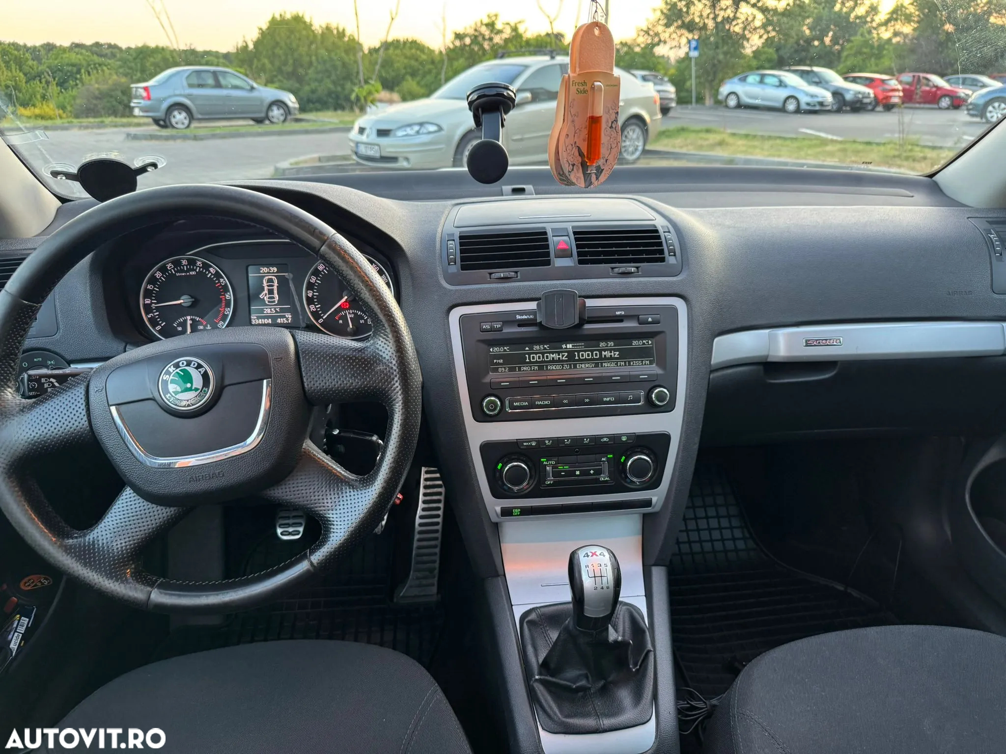 Skoda Octavia Combi 2.0 TDI DPF Elegance 4x4 - 5