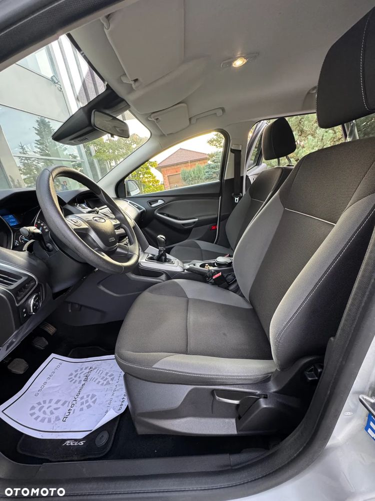 Ford Focus - 16