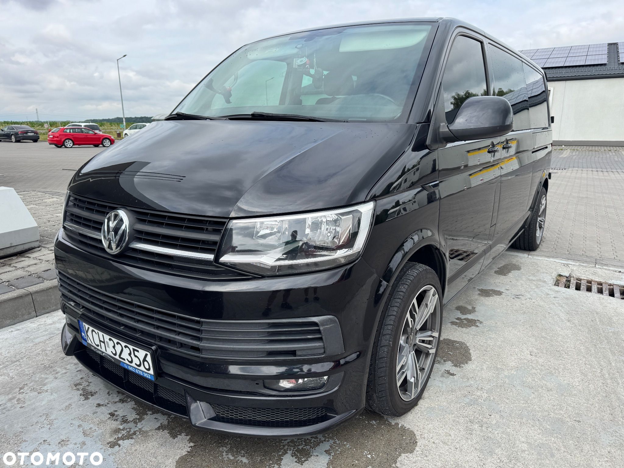 Volkswagen Transporter - 1