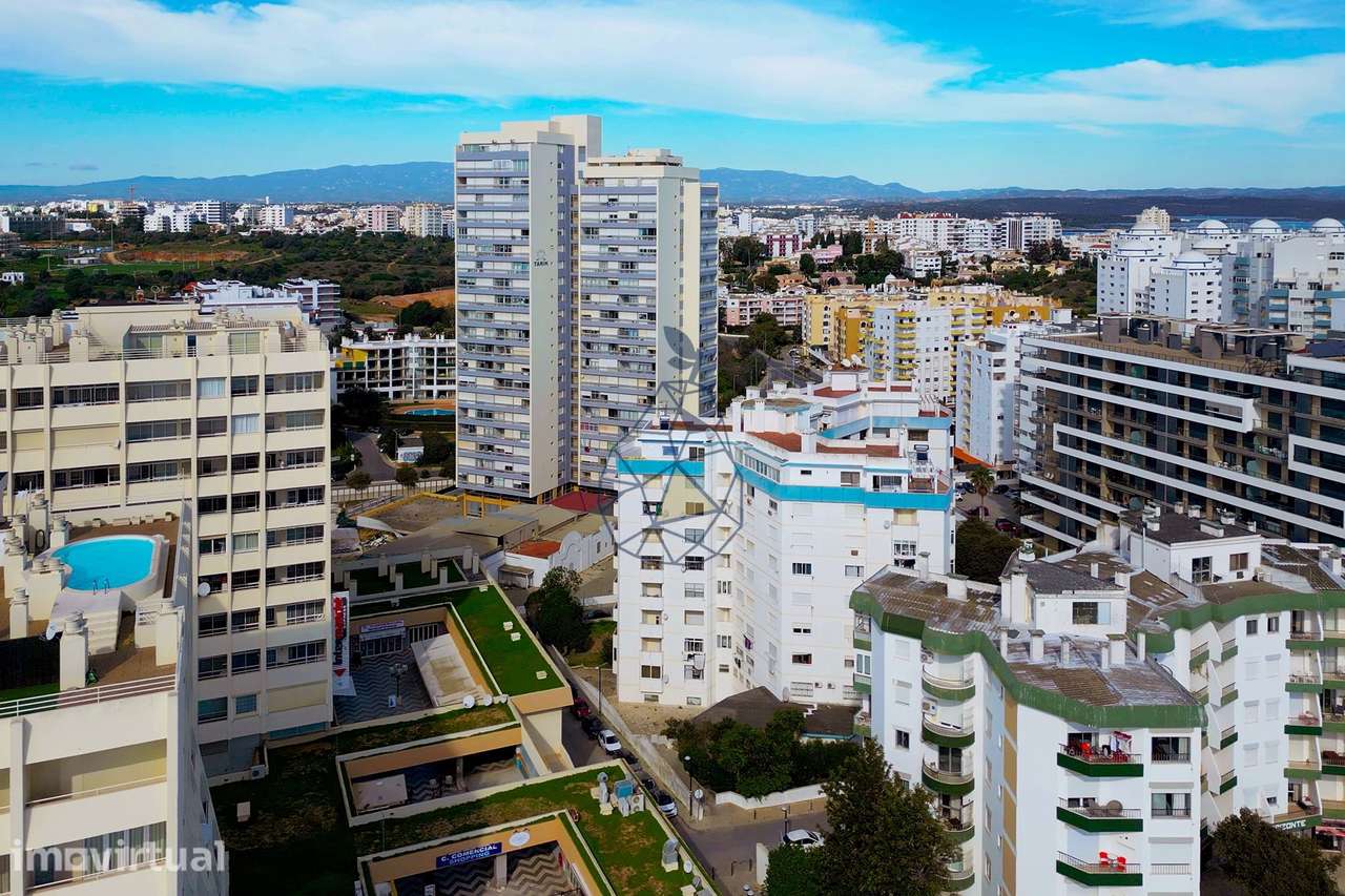 Arrendamento Anual  T2 Espaçoso e Luminoso | Praia da Rocha - Grande imagem: 3/31