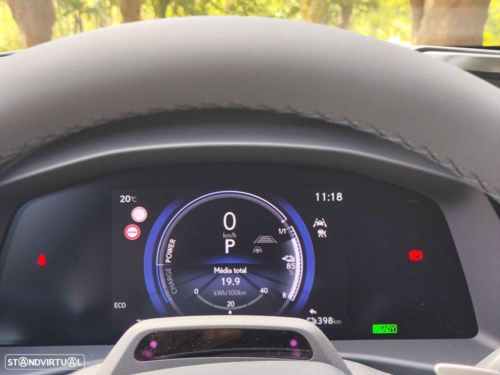 Lexus RZ 300e Premium - 23