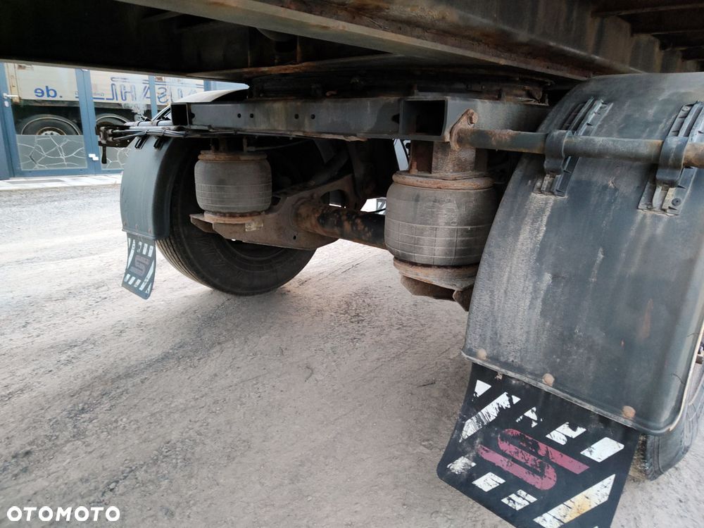 Schwarzmuller J903 - 7