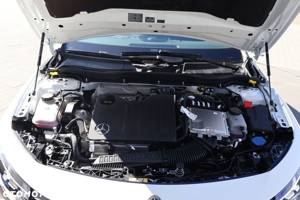 Mercedes-Benz CLA - 20