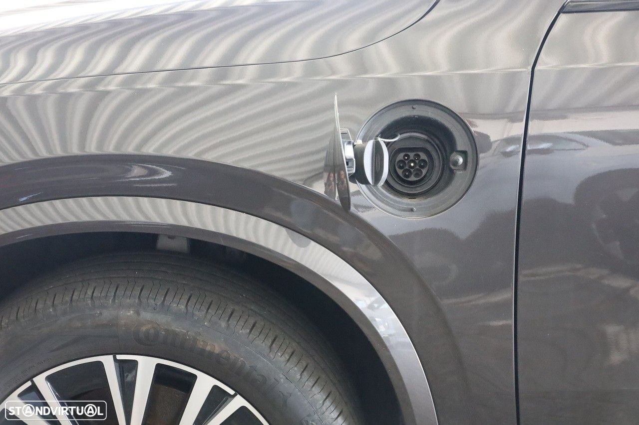 Volvo XC 90 2.0 T8 PHEV Plus Dark AWD - 2