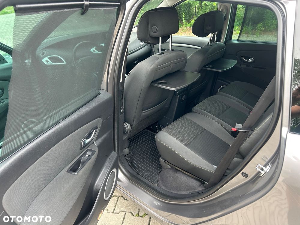 Renault Scenic 1.9 dCi Expression - 17